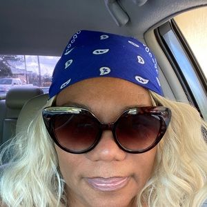 Meet your Posher, Josephine